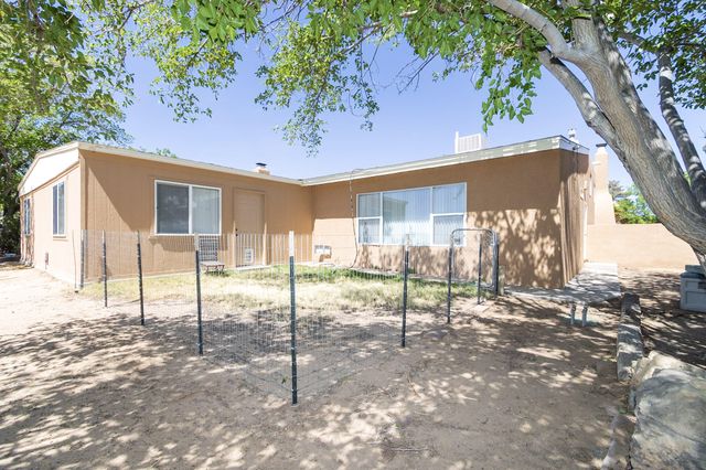 3606 Saint Andrews Drive SE, Rio Rancho, NM 87124