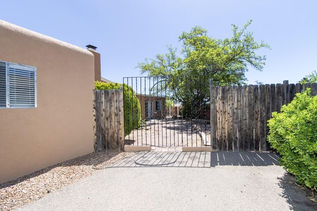 3606 Saint Andrews Drive SE, Rio Rancho, NM 87124