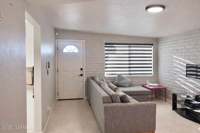 3922 N Palm Grove Drive, Tucson, AZ 85705