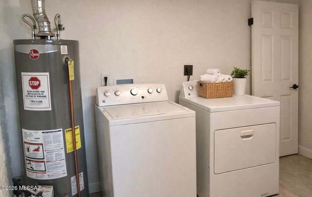 3922 N Palm Grove Drive, Tucson, AZ 85705