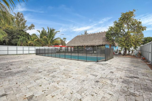 140 Possum Pass, West Palm Beach, FL 33413