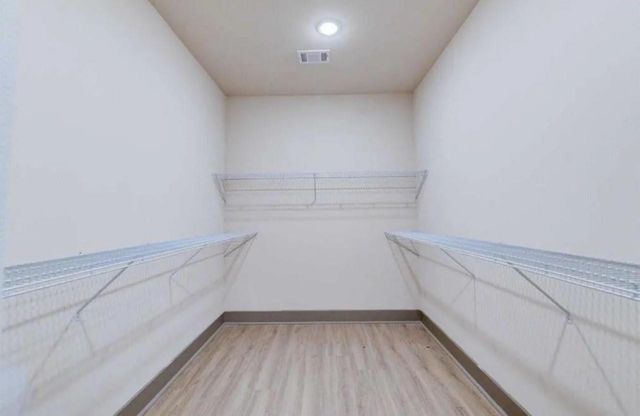 18620 Louetta Creek Drive 1C, Spring, TX 77388