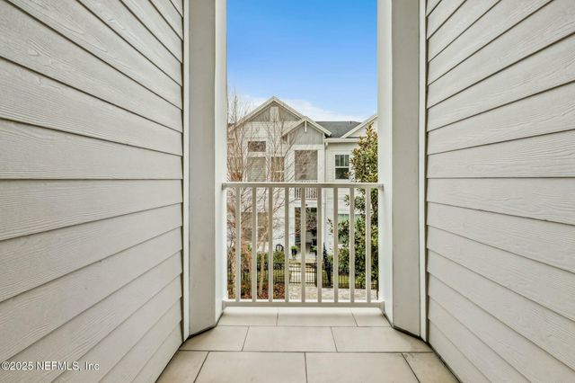 11484 GULLY Court, Jacksonville, FL 32256