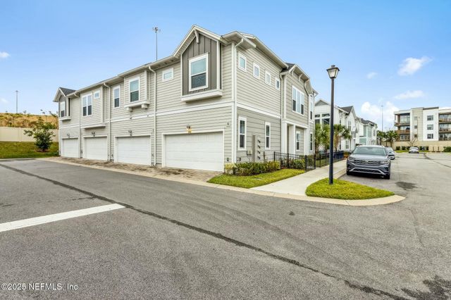 11484 GULLY Court, Jacksonville, FL 32256