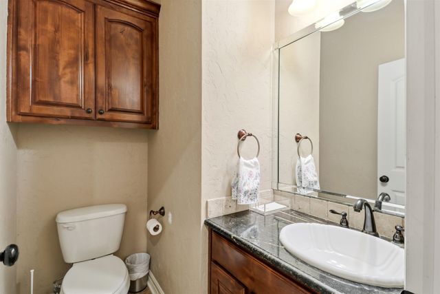 165 Highland Blvd, Hallsville, TX 75650