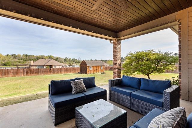 165 Highland Blvd, Hallsville, TX 75650