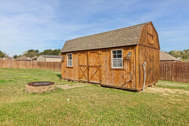 165 Highland Blvd, Hallsville, TX 75650