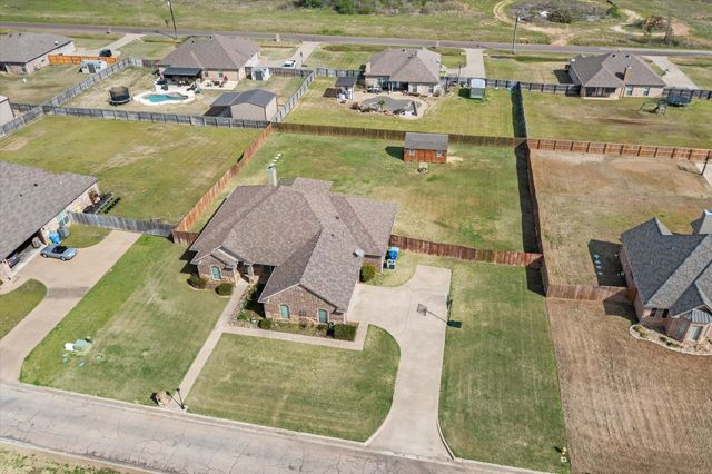 165 Highland Blvd, Hallsville, TX 75650