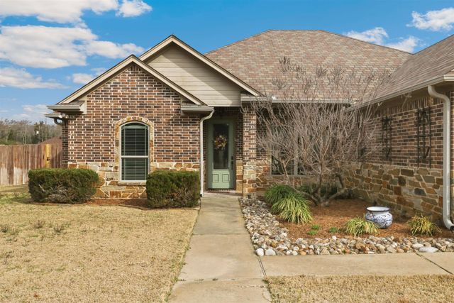 165 Highland Blvd, Hallsville, TX 75650