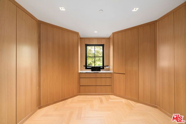 719 San Lorenzo Street, Santa Monica, CA 90402