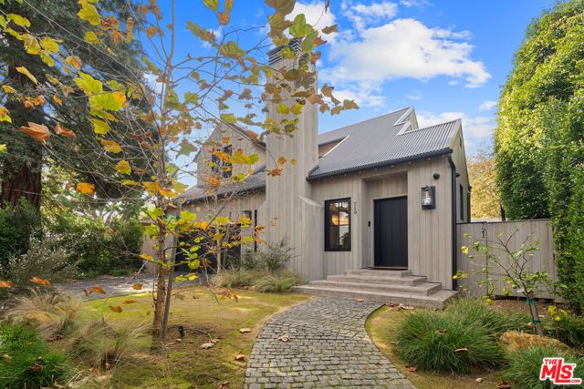 719 San Lorenzo Street, Santa Monica, CA 90402