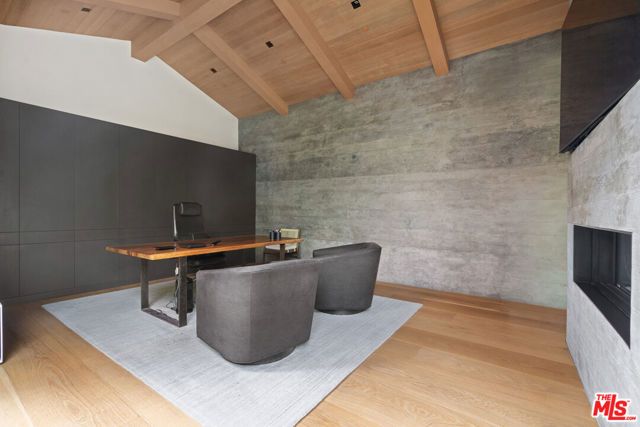 719 San Lorenzo Street, Santa Monica, CA 90402