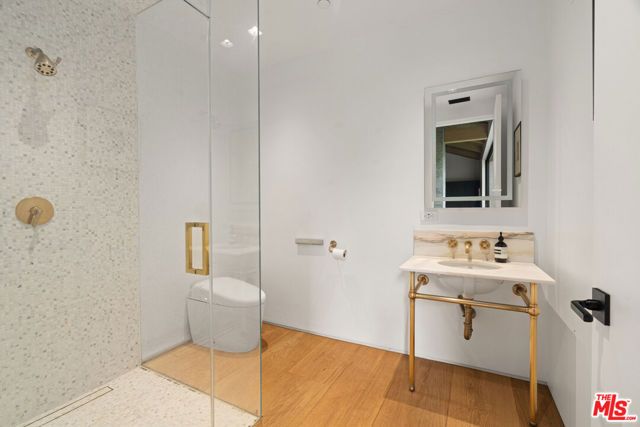 719 San Lorenzo Street, Santa Monica, CA 90402