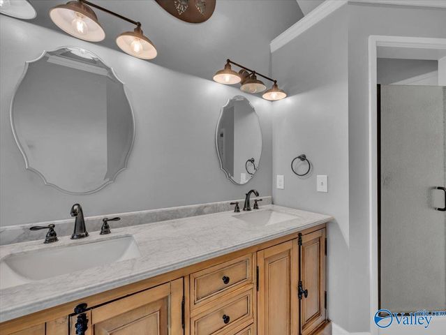 100 Bridle Bend Court, Huntsville, AL 35811