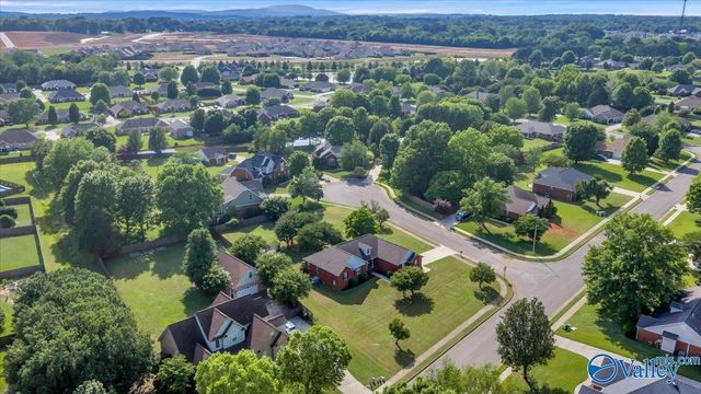 100 Bridle Bend Court, Huntsville, AL 35811
