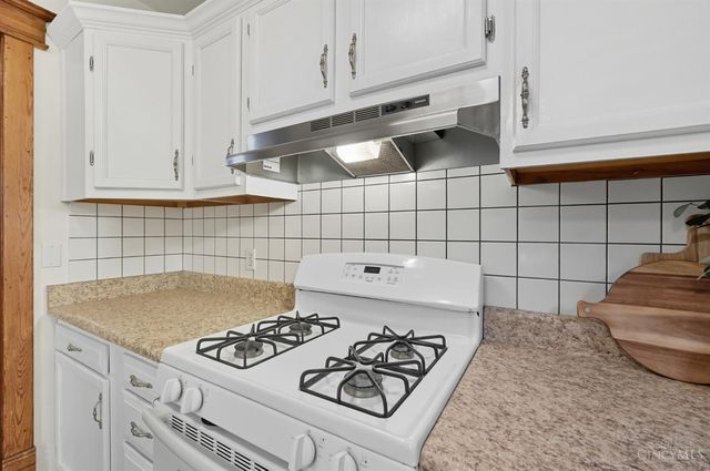 16 Mound Street, Lebanon, OH 45036