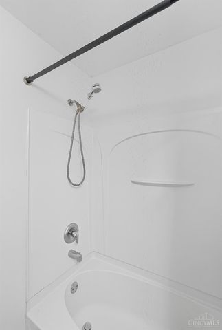 16 Mound Street, Lebanon, OH 45036