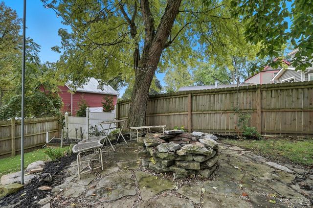 16 Mound Street, Lebanon, OH 45036