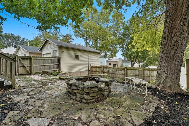 16 Mound Street, Lebanon, OH 45036