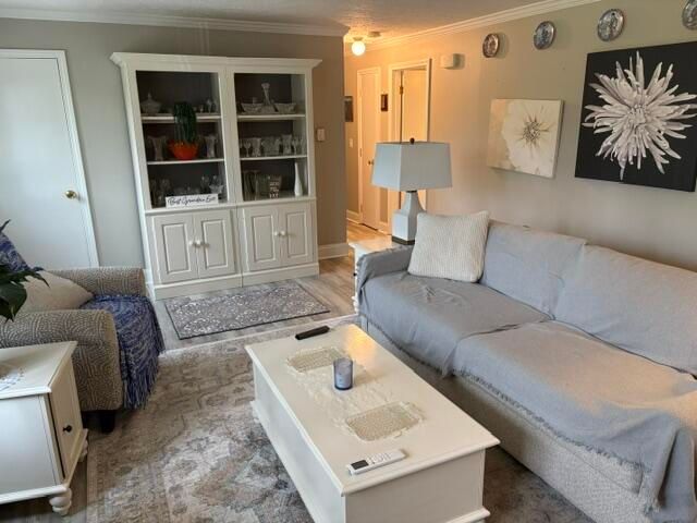 567 Main Street, Mashpee, MA 02649