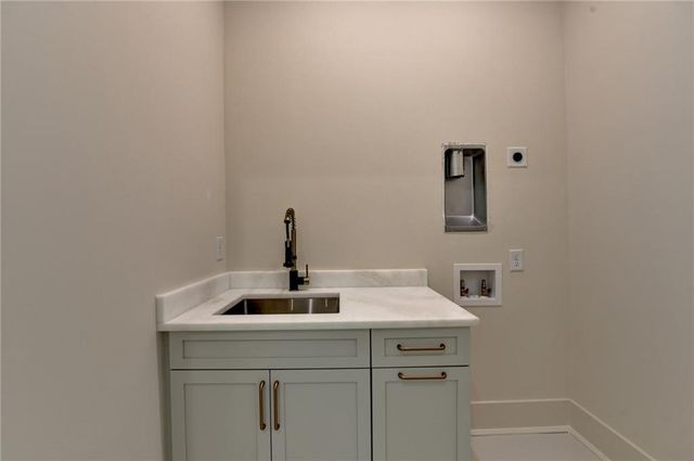 292 Traditions Drive, Alpharetta, GA 30004