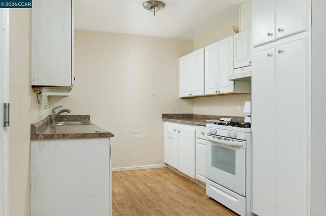 5074 Black Oak Rd, Concord, CA 94521
