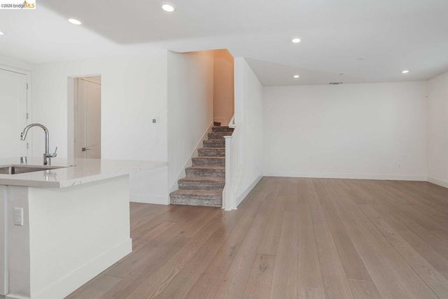 61101 Via Vicenza, San Ramon, CA 94583