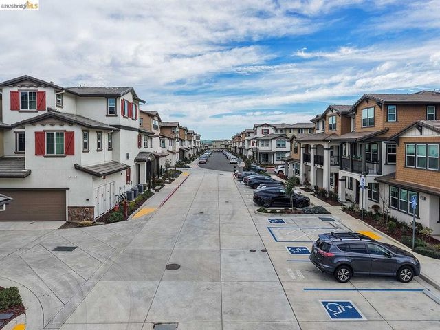 61101 Via Vicenza, San Ramon, CA 94583