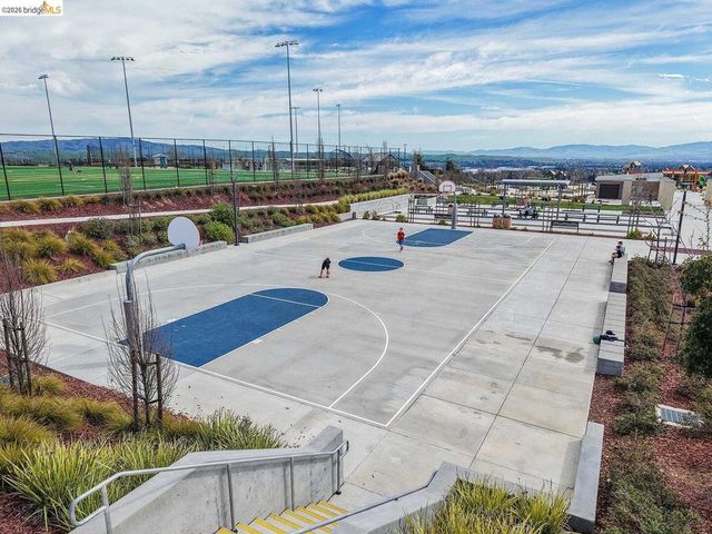 61101 Via Vicenza, San Ramon, CA 94583