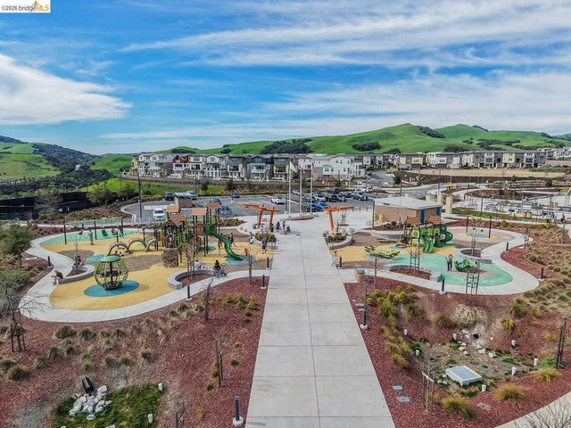 61101 Via Vicenza, San Ramon, CA 94583