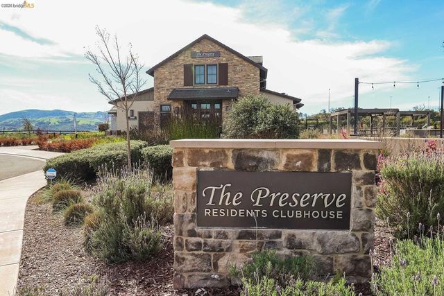 61101 Via Vicenza, San Ramon, CA 94583