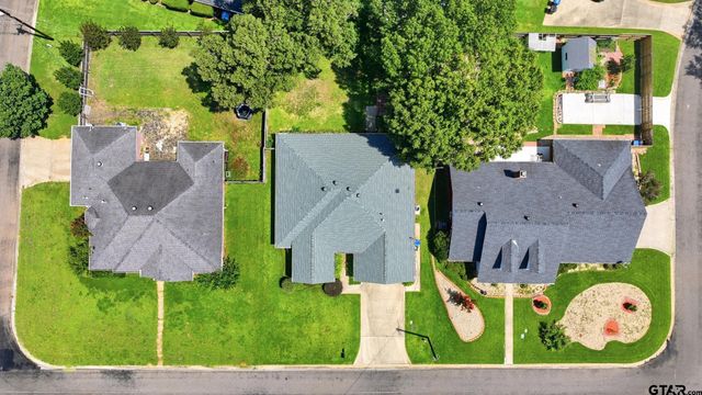 3105 Rouncival Dr., Longview, TX 75605