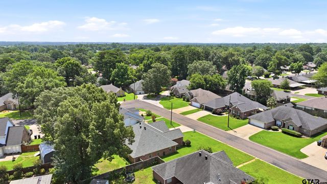 3105 Rouncival Dr., Longview, TX 75605