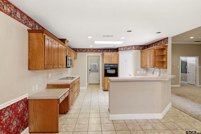 3105 Rouncival Dr., Longview, TX 75605