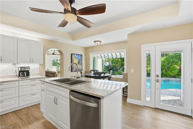 8380 Aqua Cove LN, North Fort Myers, FL 33903