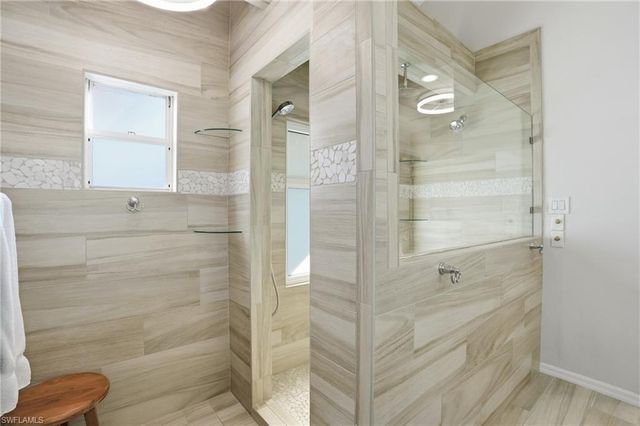 8380 Aqua Cove LN, North Fort Myers, FL 33903