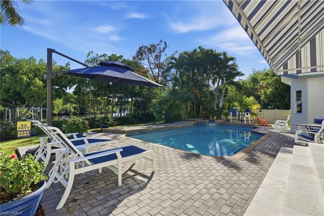 8380 Aqua Cove LN, North Fort Myers, FL 33903