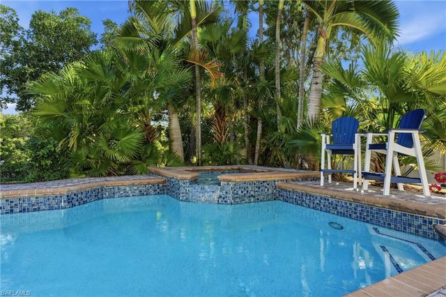 8380 Aqua Cove LN, North Fort Myers, FL 33903