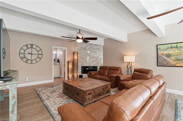 8380 Aqua Cove LN, North Fort Myers, FL 33903