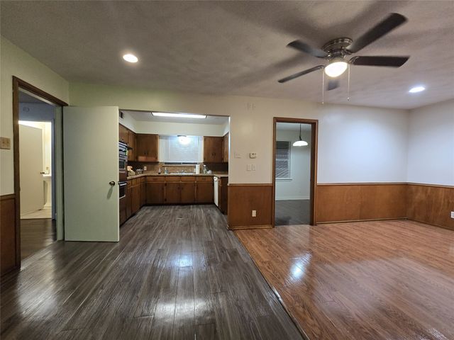 648 Penguin Drive, Dallas, TX 75241