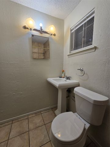 648 Penguin Drive, Dallas, TX 75241