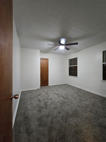 648 Penguin Drive, Dallas, TX 75241