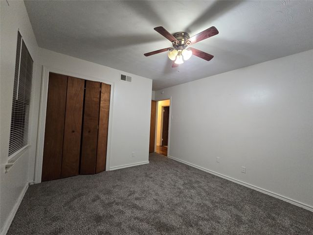 648 Penguin Drive, Dallas, TX 75241