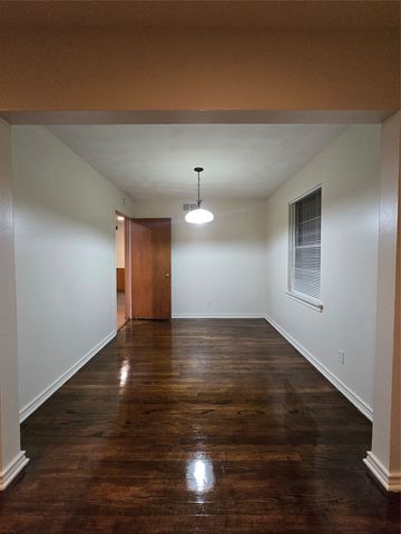 648 Penguin Drive, Dallas, TX 75241