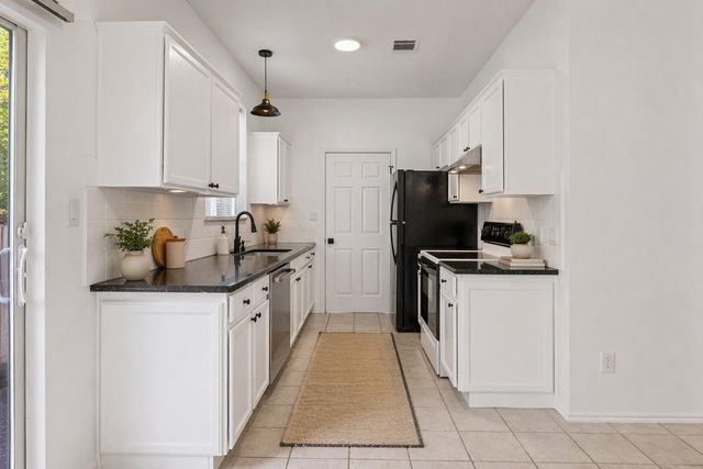 4501 Whispering Valley DR 29, Austin, TX 78727