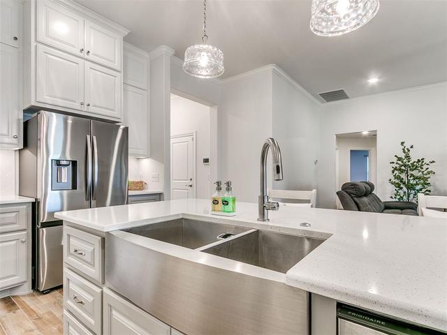 12413 SW 30th Street, Yukon, OK 73099