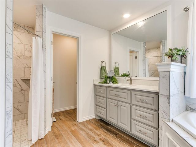 12413 SW 30th Street, Yukon, OK 73099