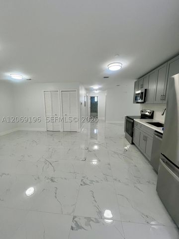 1860 NW 19th St 201, Miami, FL 33125