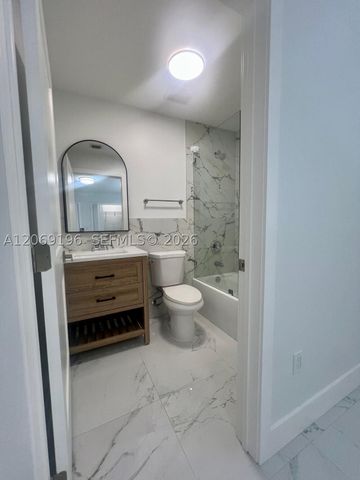 1860 NW 19th St 201, Miami, FL 33125