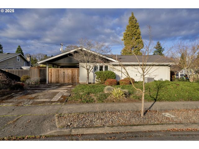 2140 TABOR St, Eugene, OR 97401
